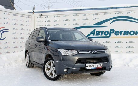 Mitsubishi Outlander III рестайлинг 3, 2013 год, 1 466 000 рублей, 7 фотография