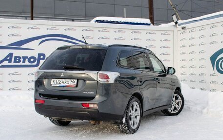 Mitsubishi Outlander III рестайлинг 3, 2013 год, 1 466 000 рублей, 6 фотография