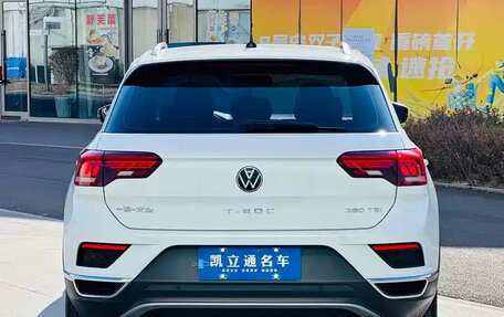 Volkswagen T-Roc I, 2021 год, 1 648 000 рублей, 4 фотография