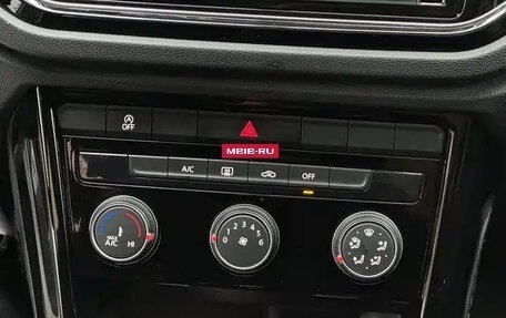 Volkswagen T-Roc I, 2019 год, 1 730 000 рублей, 7 фотография