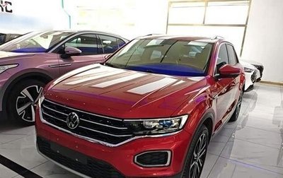 Volkswagen T-Roc I, 2021 год, 1 745 000 рублей, 1 фотография