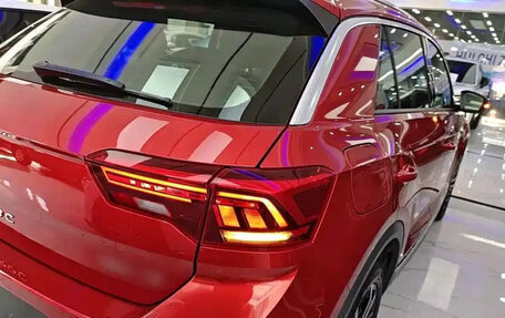 Volkswagen T-Roc I, 2021 год, 1 745 000 рублей, 8 фотография
