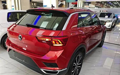 Volkswagen T-Roc I, 2021 год, 1 745 000 рублей, 7 фотография