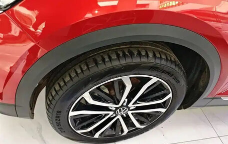 Volkswagen T-Roc I, 2021 год, 1 745 000 рублей, 19 фотография