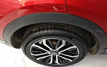 Volkswagen T-Roc I, 2021 год, 1 745 000 рублей, 21 фотография