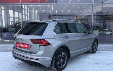 Volkswagen Tiguan II, 2019 год, 2 795 000 рублей, 4 фотография