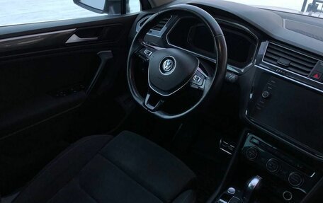 Volkswagen Tiguan II, 2019 год, 2 795 000 рублей, 12 фотография