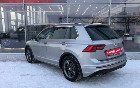 Volkswagen Tiguan II, 2019 год, 2 795 000 рублей, 6 фотография