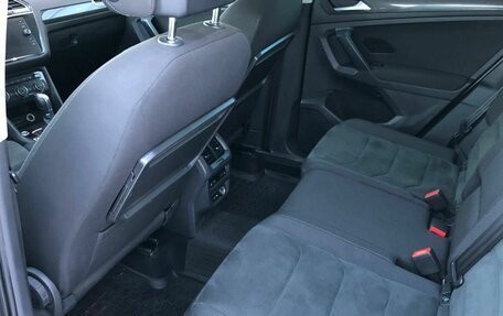 Volkswagen Tiguan II, 2019 год, 2 795 000 рублей, 16 фотография