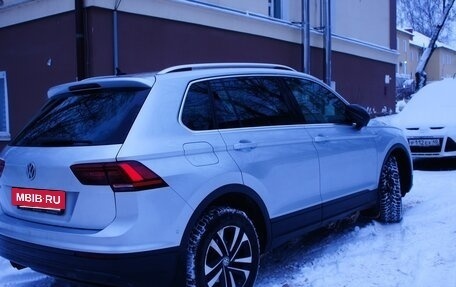Volkswagen Tiguan II, 2019 год, 2 200 000 рублей, 7 фотография