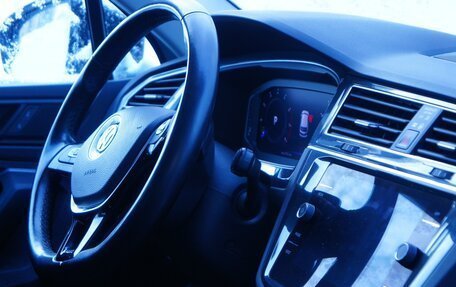 Volkswagen Tiguan II, 2019 год, 2 200 000 рублей, 14 фотография