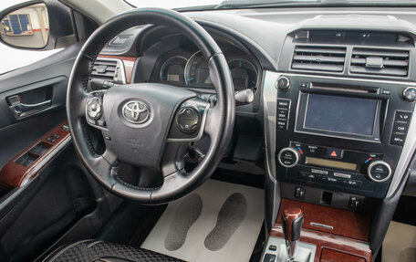 Toyota Camry, 2013 год, 1 799 000 рублей, 5 фотография