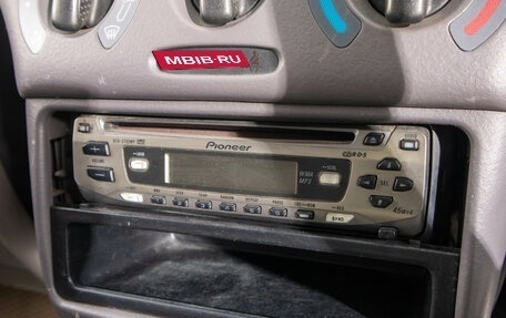 Toyota Platz, 2002 год, 299 000 рублей, 14 фотография