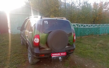 Chevrolet Niva I рестайлинг, 2019 год, 915 000 рублей, 4 фотография