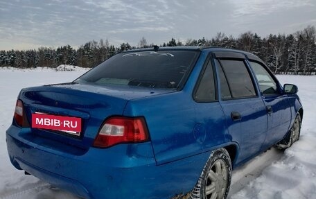 Daewoo Nexia I рестайлинг, 2012 год, 285 000 рублей, 4 фотография