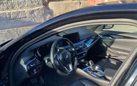 BMW 5 серия, 2017 год, 2 500 000 рублей, 2 фотография