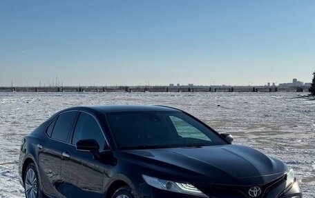 Toyota Camry, 2019 год, 3 050 000 рублей, 8 фотография