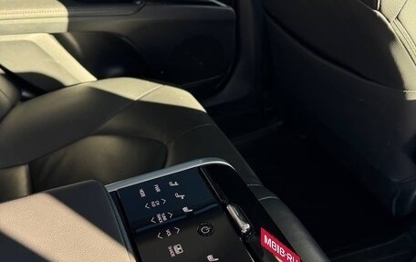 Toyota Camry, 2019 год, 3 050 000 рублей, 12 фотография