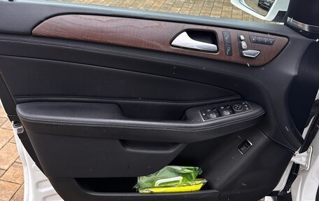 Mercedes-Benz GLE, 2016 год, 3 000 000 рублей, 16 фотография