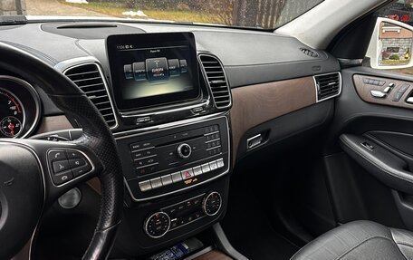 Mercedes-Benz GLE, 2016 год, 3 000 000 рублей, 18 фотография