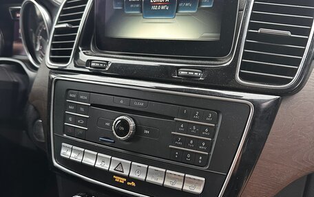 Mercedes-Benz GLE, 2016 год, 3 000 000 рублей, 26 фотография