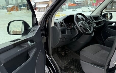 Volkswagen Caravelle T6 рестайлинг, 2018 год, 2 990 000 рублей, 13 фотография