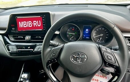 Toyota C-HR I рестайлинг, 2019 год, 2 050 000 рублей, 9 фотография