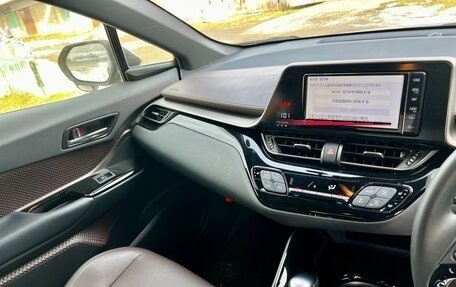 Toyota C-HR I рестайлинг, 2019 год, 2 050 000 рублей, 10 фотография