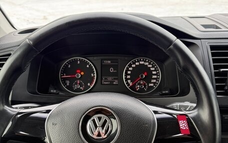 Volkswagen Caravelle T6 рестайлинг, 2018 год, 2 990 000 рублей, 17 фотография