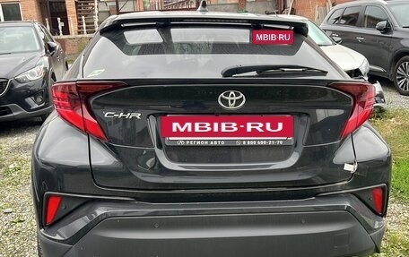 Toyota C-HR I рестайлинг, 2019 год, 2 050 000 рублей, 19 фотография