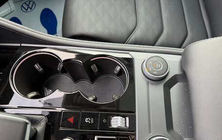 Volkswagen Touareg III, 2025 год, 14 000 000 рублей, 9 фотография