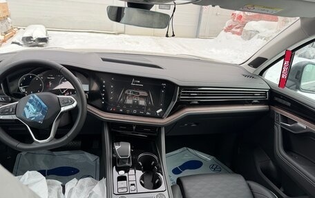 Volkswagen Touareg III, 2025 год, 14 000 000 рублей, 6 фотография