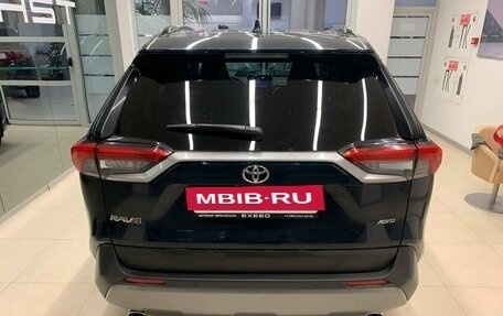 Toyota RAV4, 2020 год, 3 500 000 рублей, 5 фотография