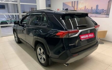Toyota RAV4, 2020 год, 3 500 000 рублей, 6 фотография