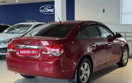 Chevrolet Cruze II, 2011 год, 575 000 рублей, 4 фотография