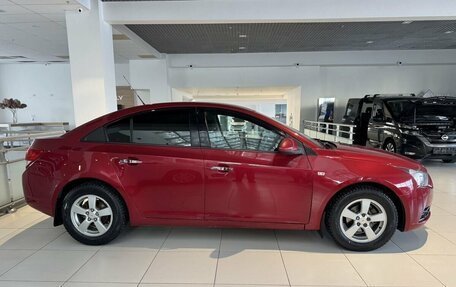 Chevrolet Cruze II, 2011 год, 575 000 рублей, 8 фотография