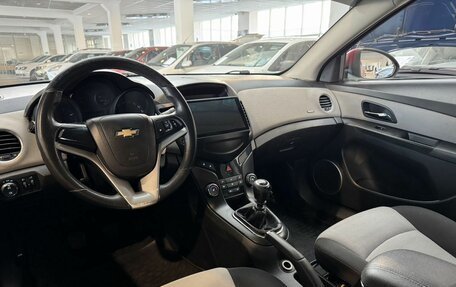 Chevrolet Cruze II, 2011 год, 575 000 рублей, 10 фотография
