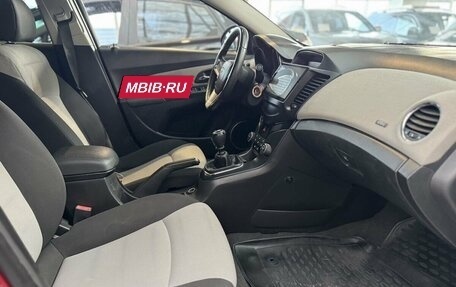 Chevrolet Cruze II, 2011 год, 575 000 рублей, 18 фотография