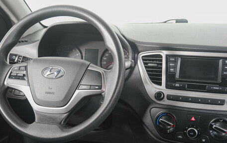 Hyundai Solaris II рестайлинг, 2019 год, 1 279 000 рублей, 13 фотография