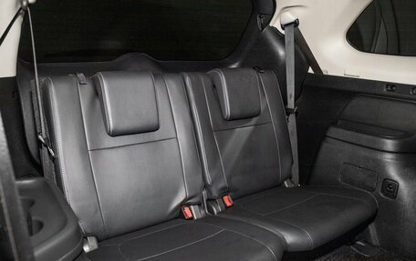 Mitsubishi Outlander III рестайлинг 3, 2020 год, 2 650 000 рублей, 8 фотография