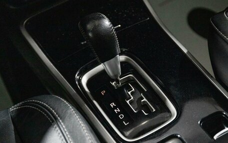 Mitsubishi Outlander III рестайлинг 3, 2020 год, 2 650 000 рублей, 17 фотография