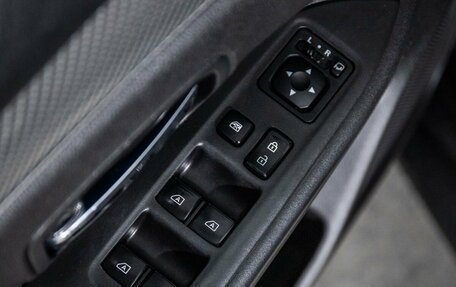 Mitsubishi Outlander III рестайлинг 3, 2020 год, 2 650 000 рублей, 20 фотография