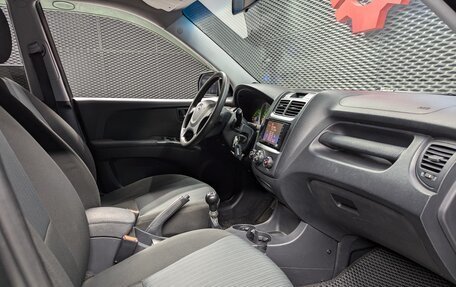 KIA Sportage II, 2010 год, 900 000 рублей, 21 фотография