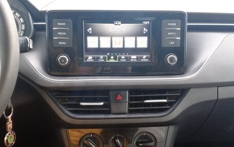 Skoda Rapid II, 2020 год, 1 050 000 рублей, 18 фотография