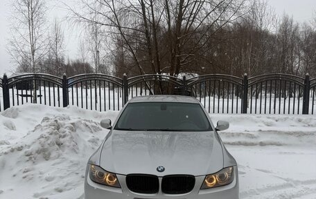 BMW 3 серия, 2009 год, 1 150 000 рублей, 2 фотография
