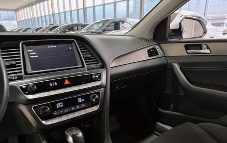 Hyundai Sonata VII, 2018 год, 2 100 000 рублей, 13 фотография