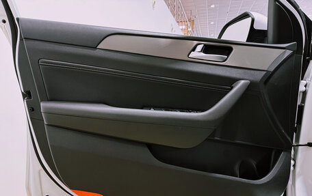 Hyundai Sonata VII, 2018 год, 2 100 000 рублей, 36 фотография