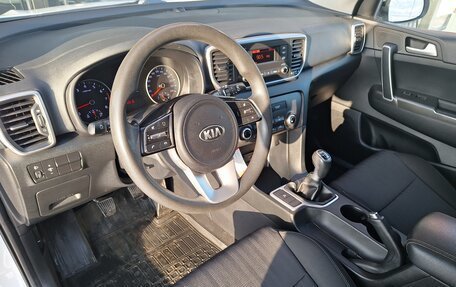 KIA Sportage IV рестайлинг, 2019 год, 2 050 000 рублей, 9 фотография