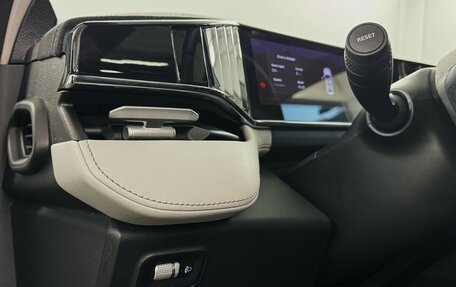 Geely Atlas, 2023 год, 2 900 000 рублей, 10 фотография