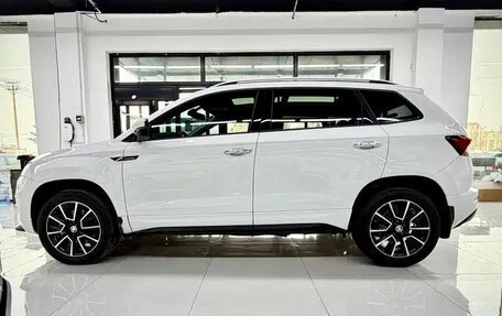 Skoda Karoq I, 2022 год, 1 800 000 рублей, 3 фотография